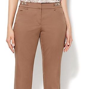 7th Avenue Bootcut Pants- Broadway Brown